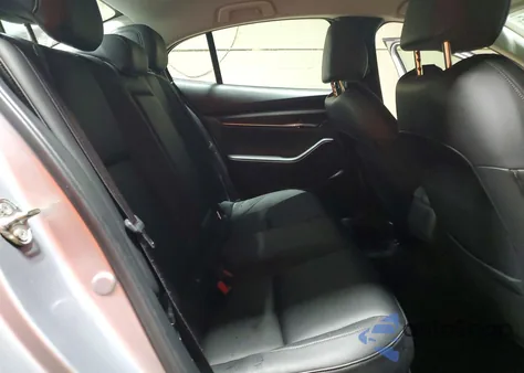 2019 Mazda 3 Select z USA, uszkodzony, nr VIN JM1BPBAM8K1146838